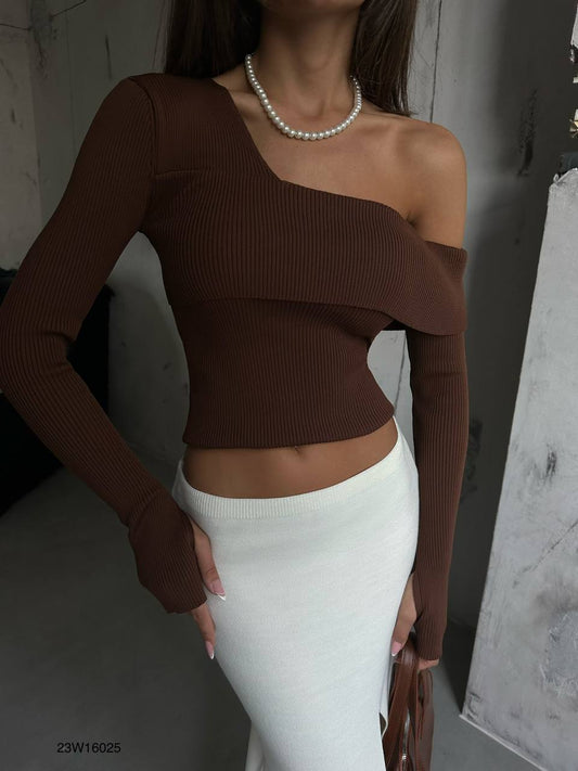 THE LILY SWEATER - BROWN